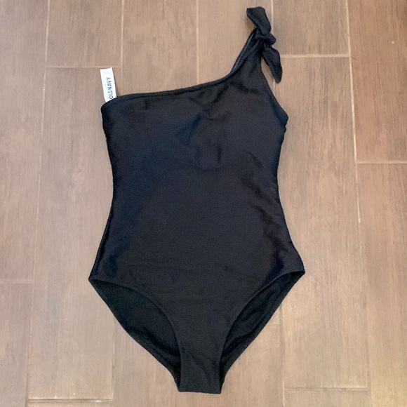 Gorgeous one piece black ribbed one shoulder swimsuit from Old Navy. Size Small - Picture 1 of 7